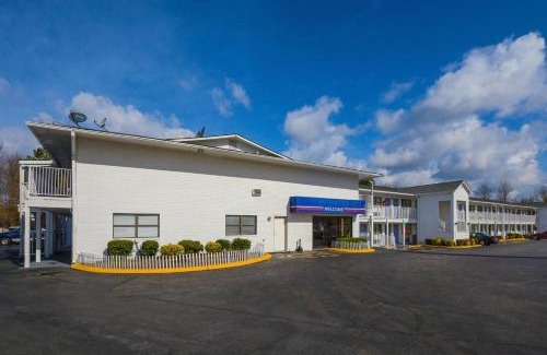 Tyner Hotel | Motel 6 Chattanooga, TN