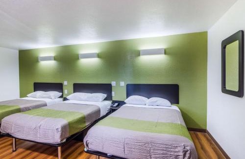 Childress Hotel | Motel 6-Childress, TX