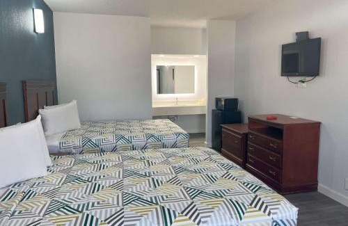 Cleveland Hotel | Motel 6 Cleveland, MS – Delta State University