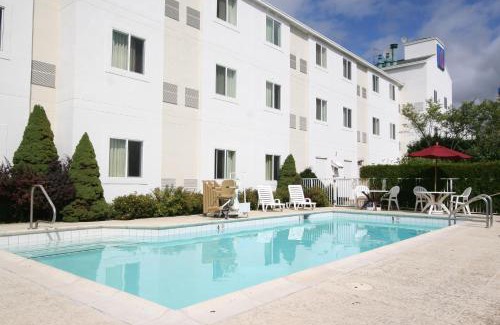 Burlington Hotel | Motel 6-Colchester, VT - Burlington