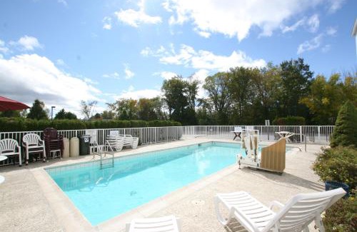 Burlington Hotel | Motel 6-Colchester, VT - Burlington