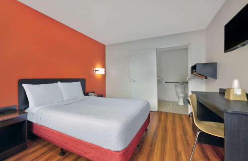 Columbus Hotel | Motel 6-Columbus, GA
