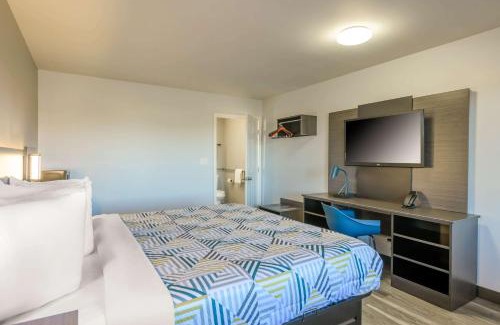 Commerce Hotel | Motel 6-Commerce, GA