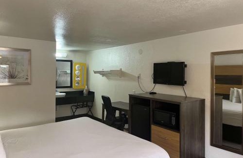 Cross Lanes Hotel | Motel 6 Cross Lanes, WV Goff Mountain Rd