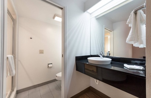 Lake Highlands Hotel | Motel 6 Dallas, TX - Northeast