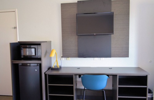 Amistad National Recreational Area Hotel | Motel 6 Del Rio, TX