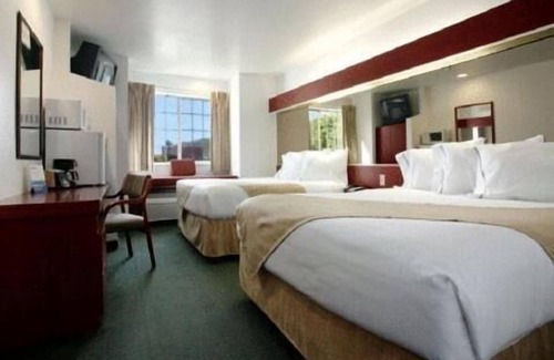Dixon Hotel | Motel 6 Dixon, CA