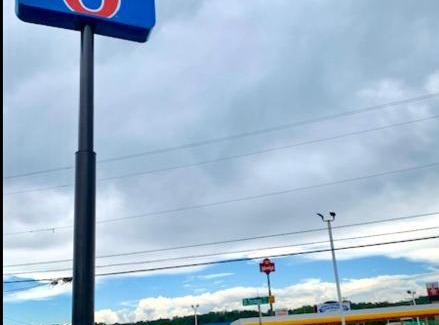 East Ridge Hotel | Motel 6-East Ridge, TN