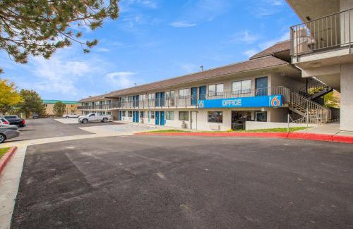 Elko Hotel | Motel 6-Elko, NV