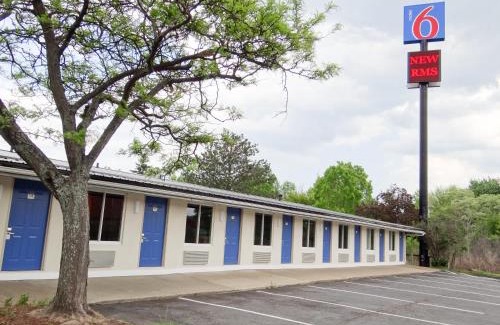 Erie Hotel | Motel 6-Erie, PA