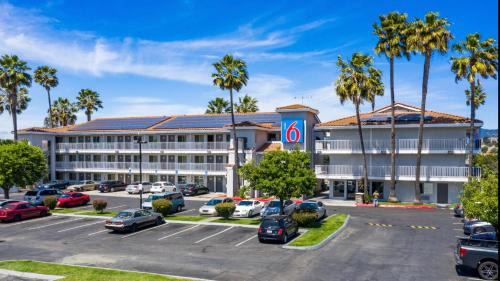 Fairfield Hotel | Motel 6-Fairfield, CA - Napa Valley
