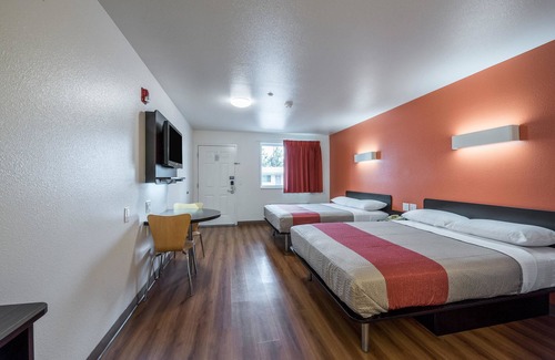 Fallon Hotel | Motel 6 Fallon, NV