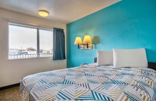 Farmington Hotel | Motel 6-Farmington, NM
