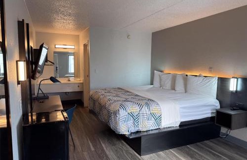 Farmington Hills Hotel | Motel 6-Farmington Hills, MI - Northwest - Farmington Hills