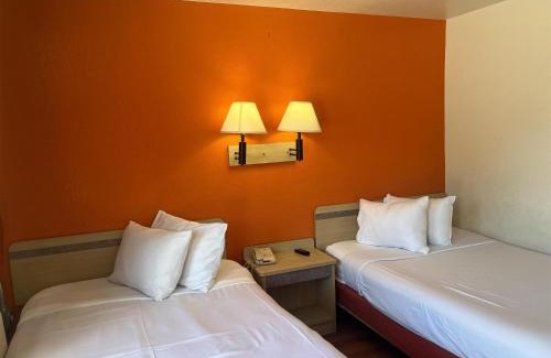 Fort Collins Hotel | Motel 6 Fort Collins, CO
