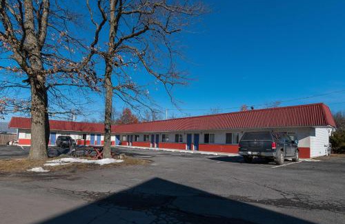 Saint Clair Hotel | Motel 6-Frackville, PA