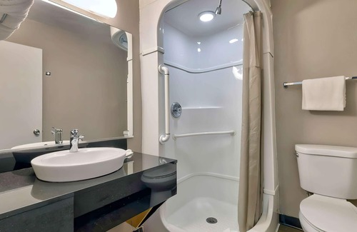 Allison Hotel | Motel 6 Gallup, NM