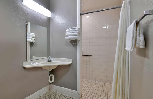 Allison Hotel | Motel 6 Gallup, NM