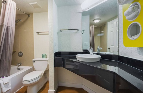 Garland Hotel | Motel 6 Garland, TX - Northeast Dallas