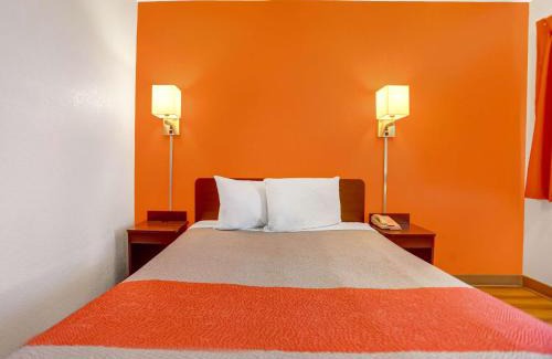 Grants Hotel | Motel 6-Grants, NM