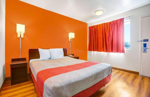 Grants Hotel | Motel 6-Grants, NM