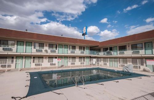 Green River Hotel | Motel 6-Green River, UT