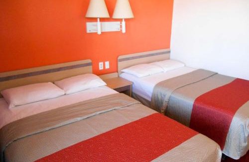 Greenville Hotel | Motel 6-Greenville, TX