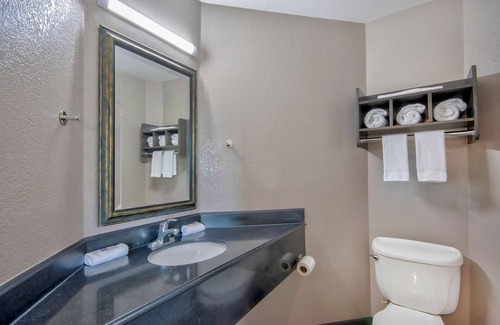 Harlingen Hotel | Motel 6 Harlingen, TX