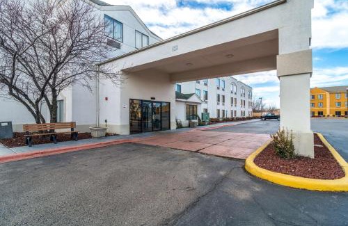 Harvey Hotel | Motel 6-Harvey, IL