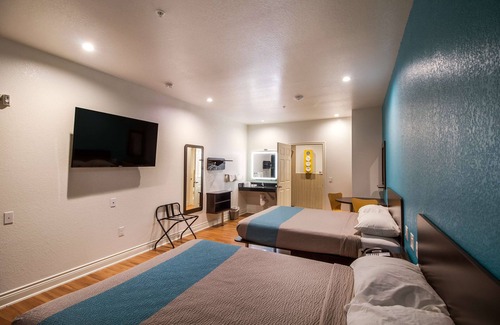 Greater Greenspoint Hotel | Motel 6 Houston, TX - North