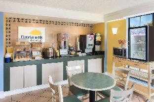 Huntsville Hotel | Motel 6 Huntsville AL University Dr.