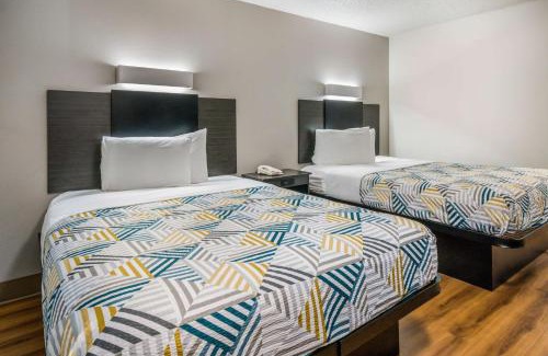 Irving Hotel | Motel 6-Irving, TX - Dallas
