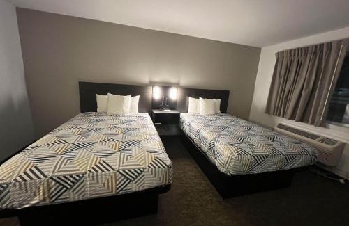 Junction Hotel | Motel 6 Junction, TX Llano River