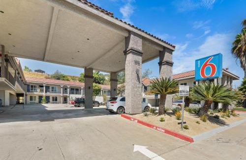 La Mesa Hotel | Motel 6-La Mesa, CA