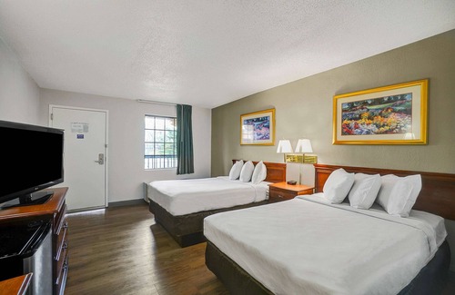 Lester Hotel | Motel 6 Lester, PA - Philadelphia Airport
