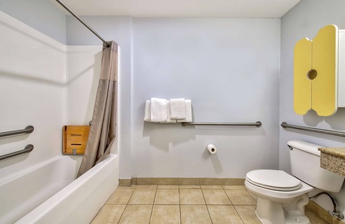 Inglewood Hotel | Motel 6 Los Angeles, CA - Los Angeles - LAX