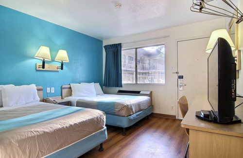 Lubbock Hotel | Motel 6 Lubbock, TX
