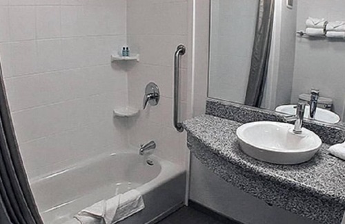 Marble Falls Hotel | Motel 6 Marble Falls, TX