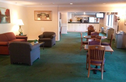 Maryland Heights Hotel | Motel 6 Maryland Heights, MO