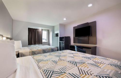 McAllen Hotel | Motel 6-McAllen, TX - East