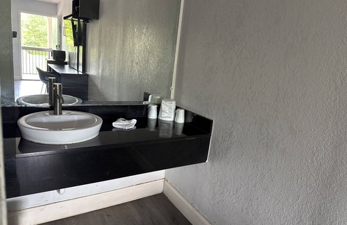 Ellendale Hotel | Motel 6 Memphis, TN - East