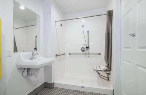 Moreno Valley Hotel | Motel 6 Moreno Valley, CA - Perris