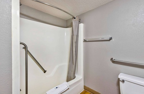 Mount Jackson Hotel | Motel 6 Mount Jackson, VA - Shenandoah