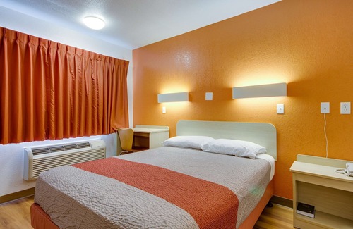 Muskogee Hotel | Motel 6 Muskogee, OK