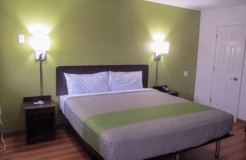 North Olmsted Hotel | Motel 6-North Olmsted, OH - Cleveland