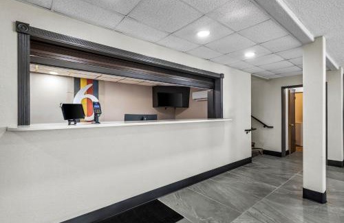 North Sioux City Hotel | Motel 6 North Sioux City, SD I 29 North