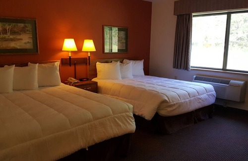 Norway Hotel | Motel 6 Norway, MI