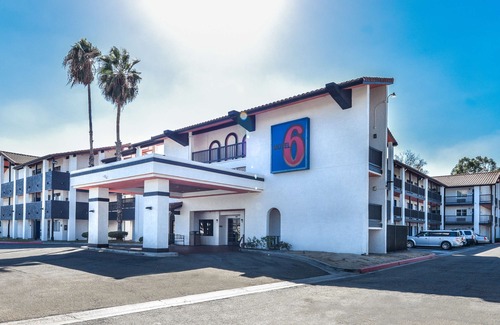 Ontario Hotel | Motel 6-Ontario, CA - Convention Center - Airport