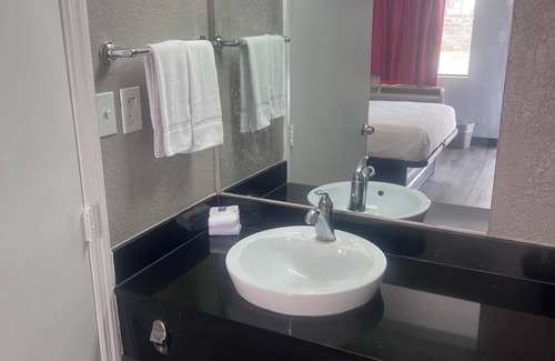 Northwest Orlando Hotel | Motel 6 Orlando, FL - Winter Park
