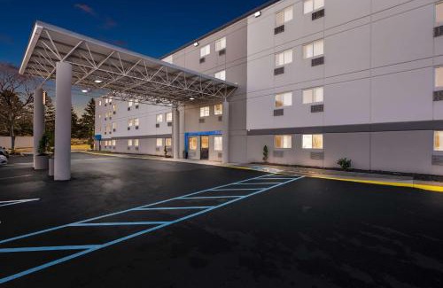 Nasons Corner Hotel | Motel 6-Portland, ME